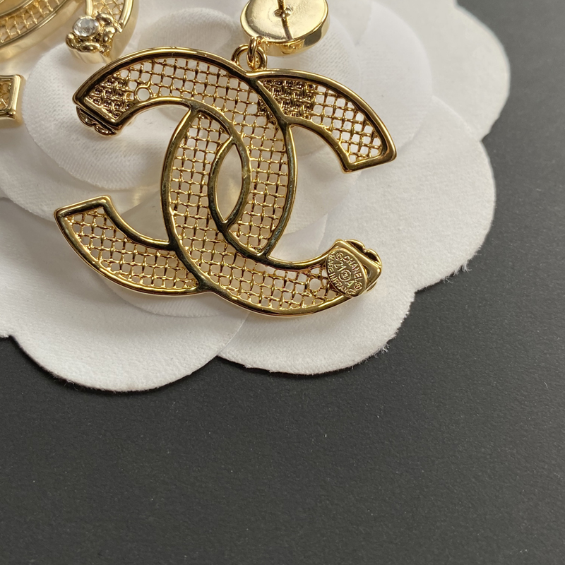A336 Chanel earring 104993