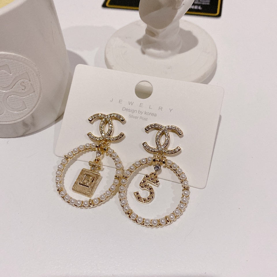 A162 chanel earring 105377
