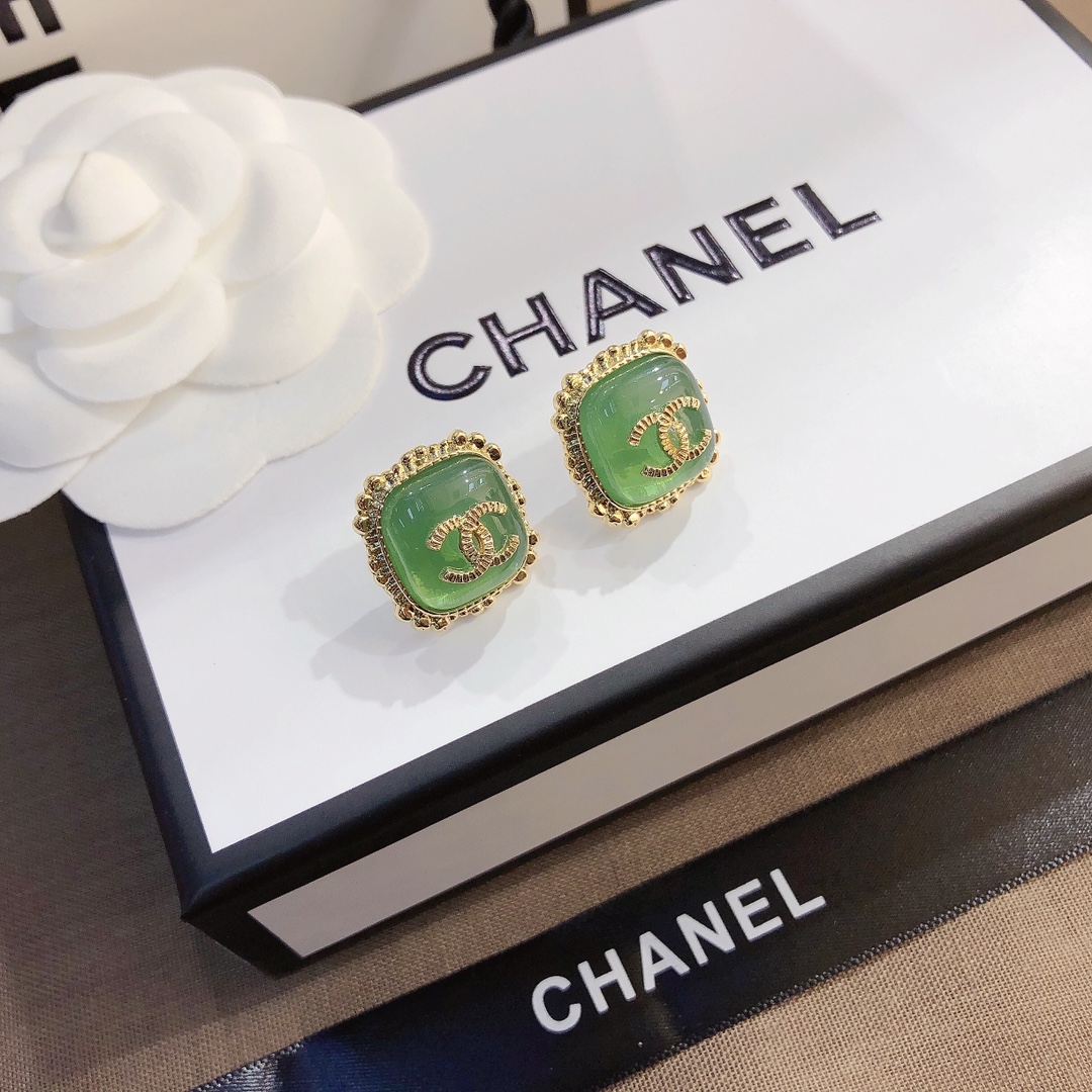 Chanel earring 105609