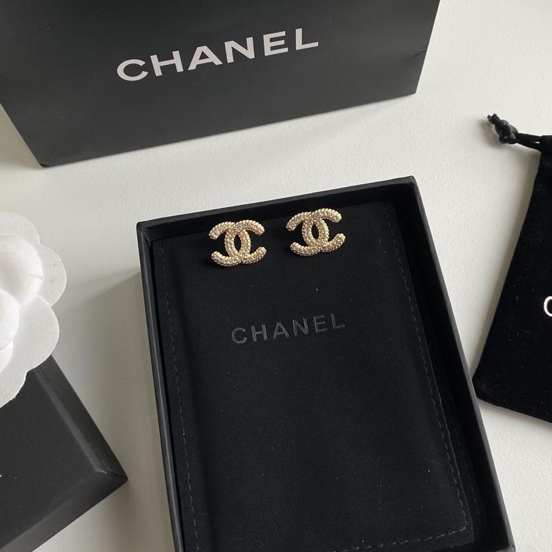 A516 Chanel earring 107984