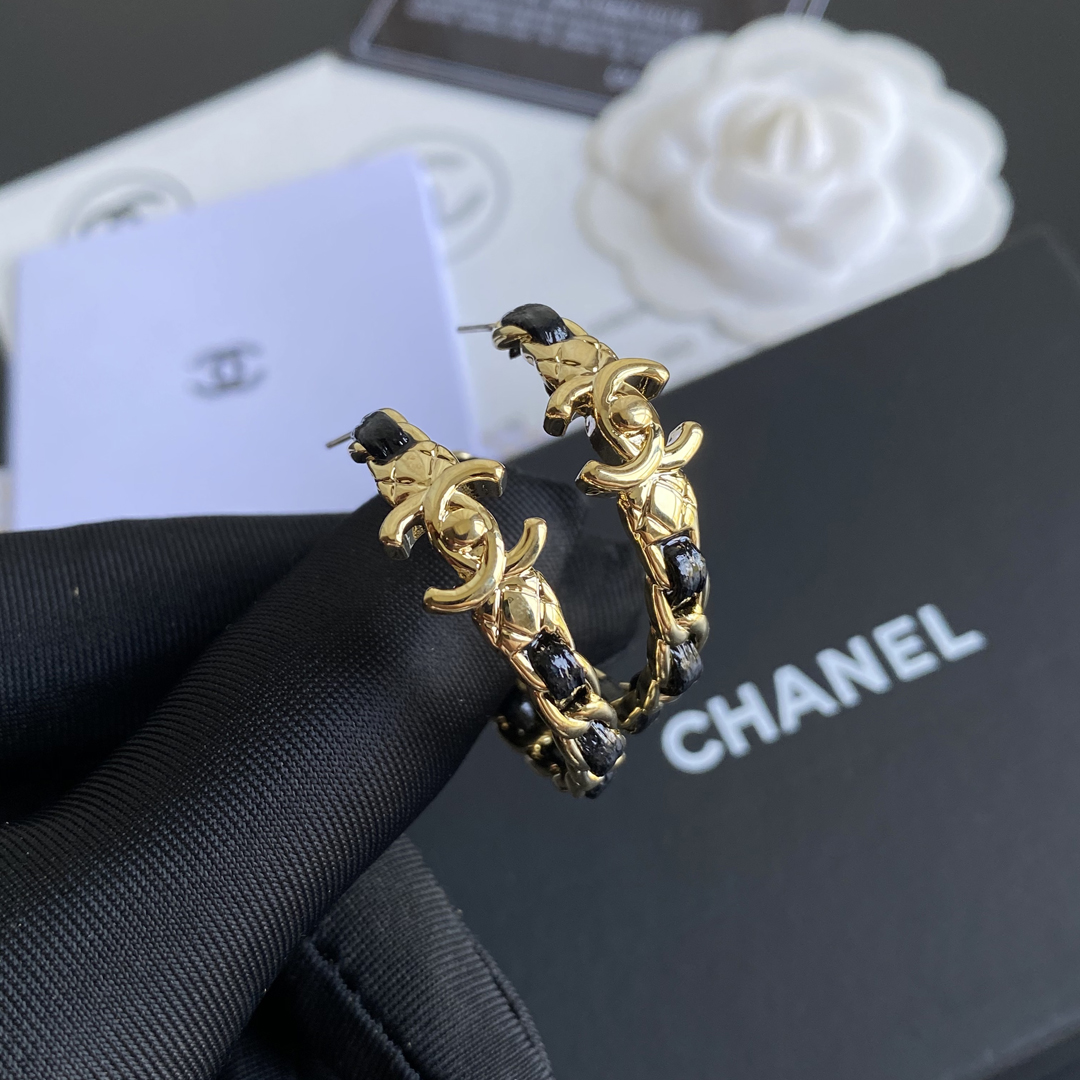 A119 Chanel earring 106187