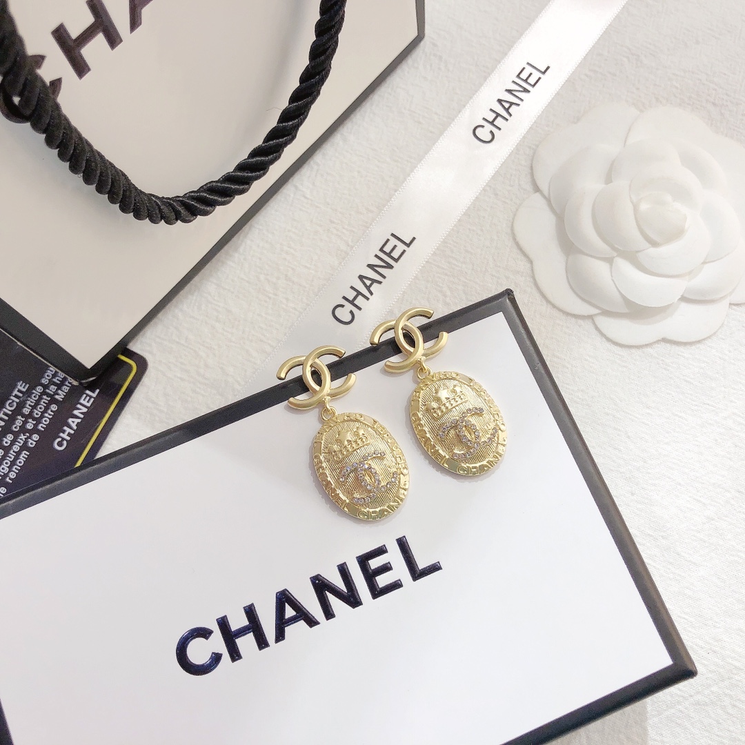 A574   Chanel earring 106247