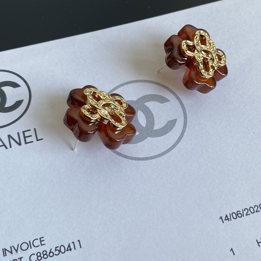 A664 Chanel earring 106303