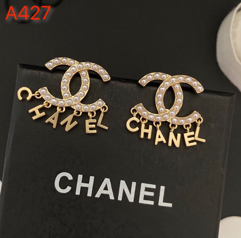 Chanel earring 106320