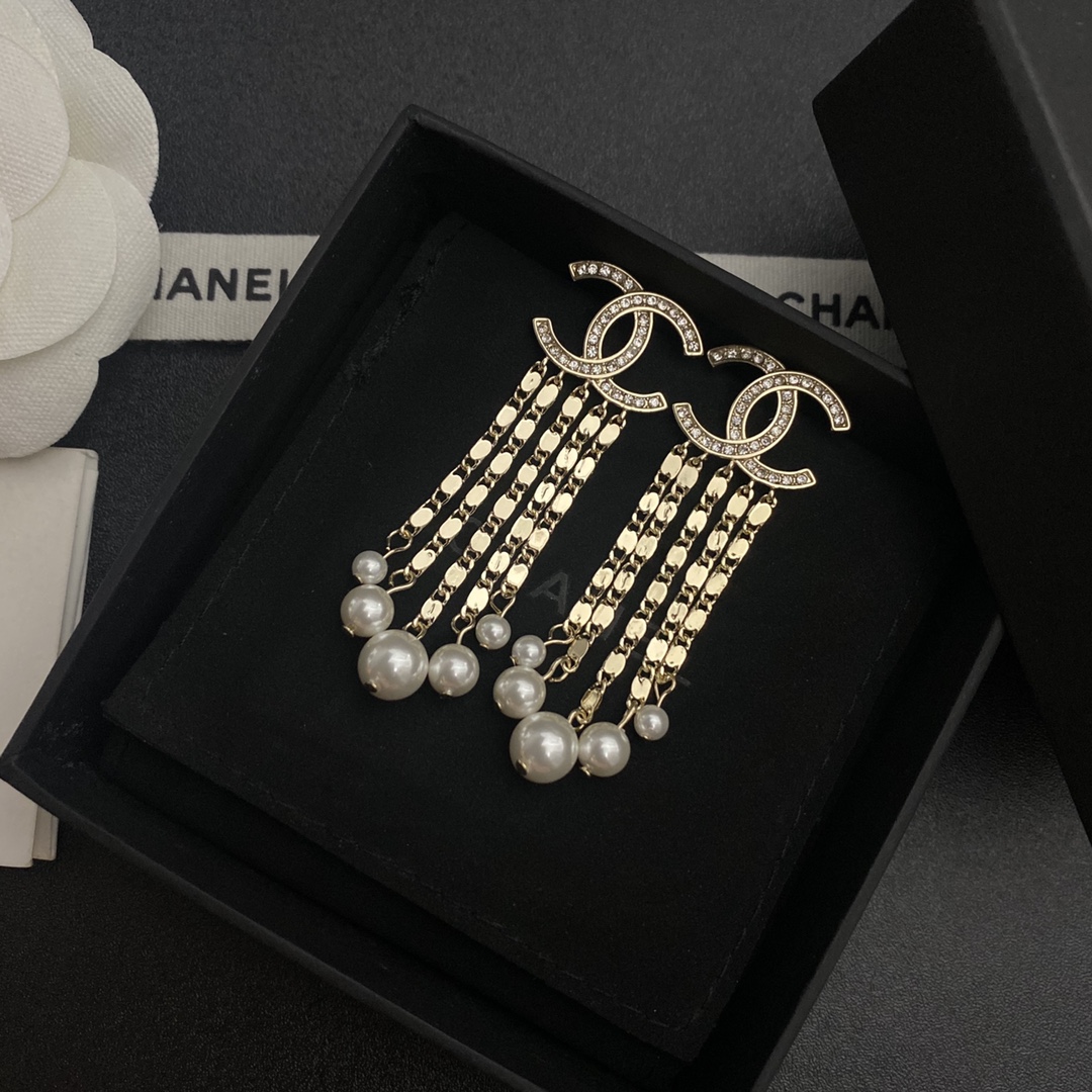 A508 Chanel earring 106357