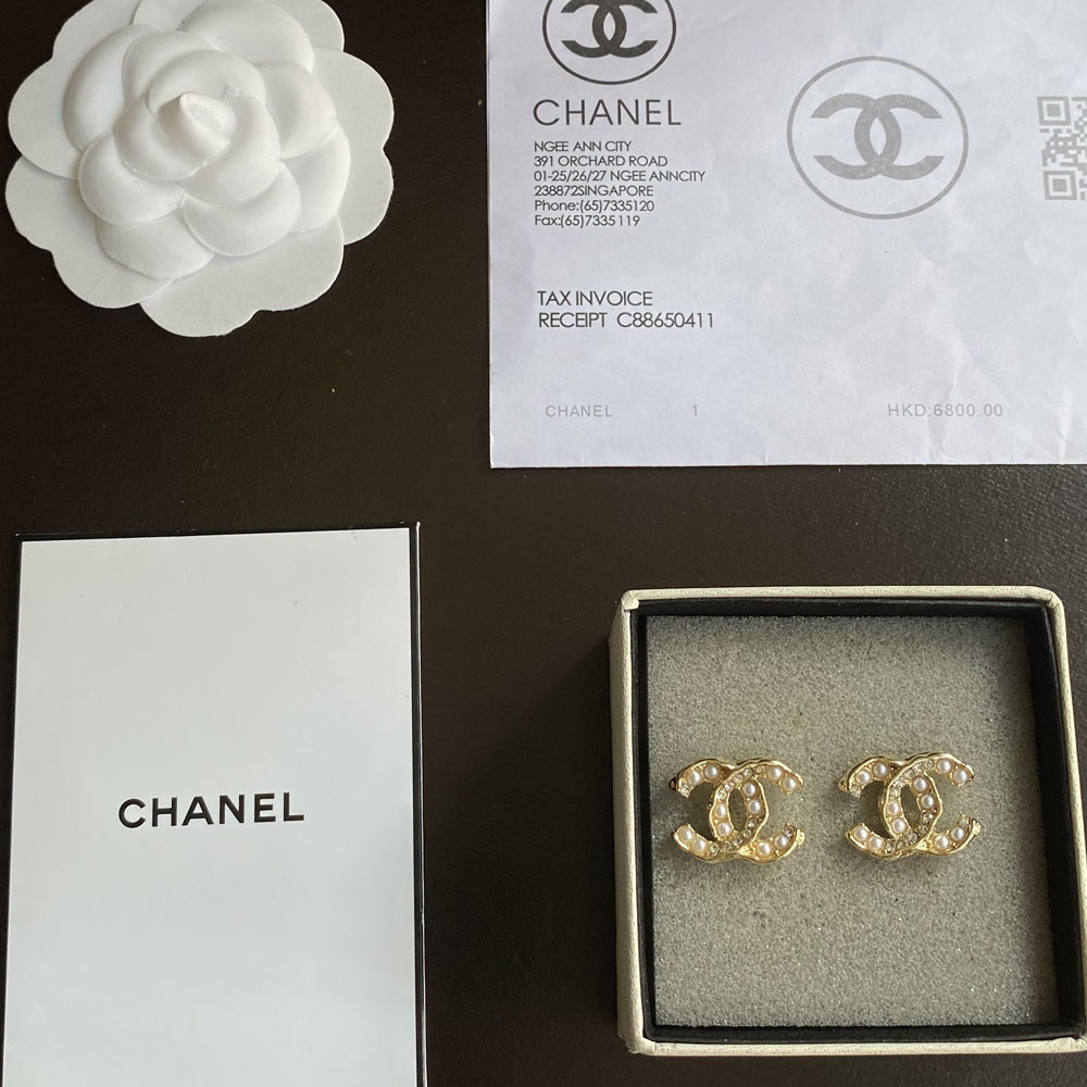 A368 Chanel earring 107916