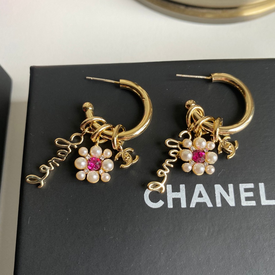 A352 Chanel earring 106531