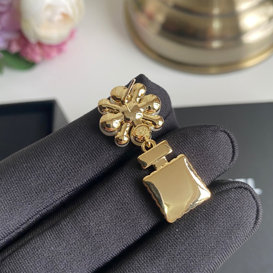 A286 Chanel earring 106532