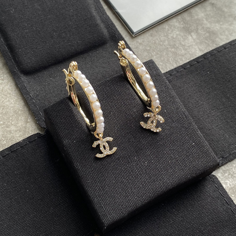 A373 Chanel earring 107834