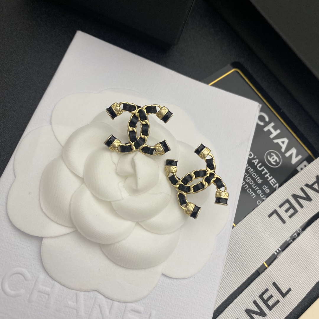 A572 Chanel earring 106559