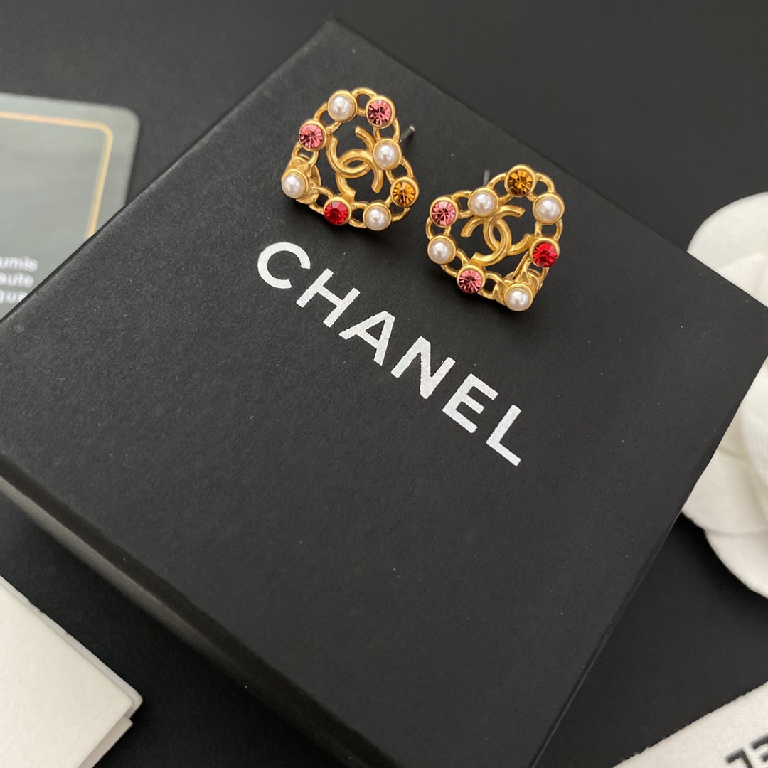 A530 Chanel earring 106654