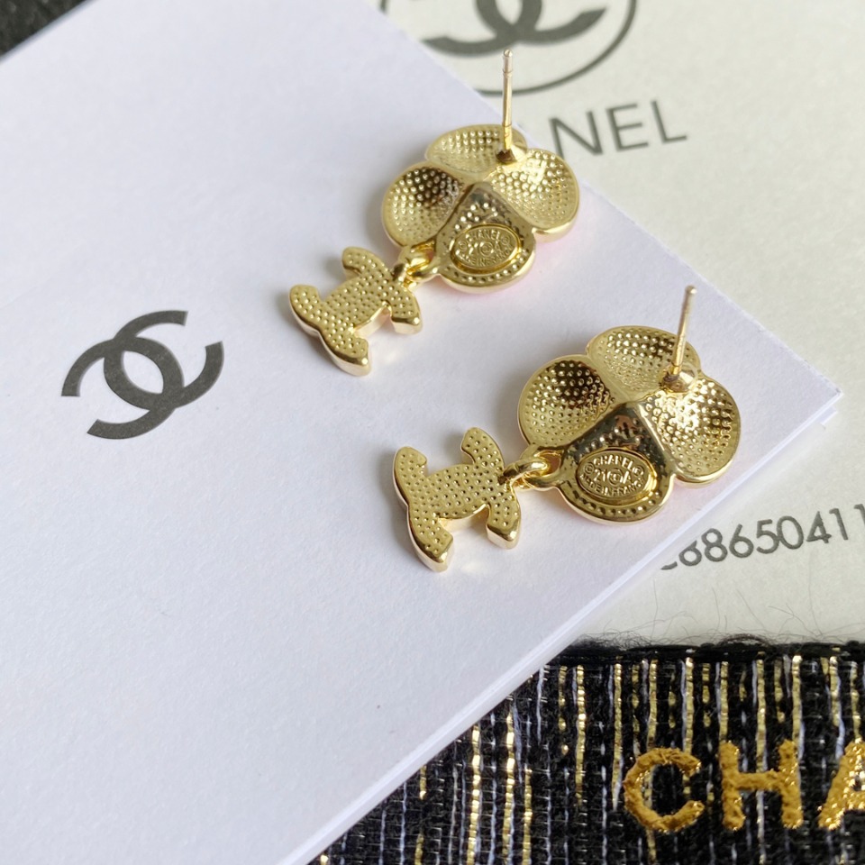A706 Chanel earring 106669
