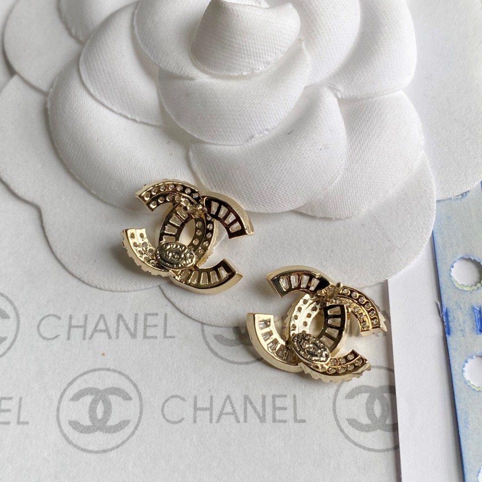 A401 Chanel earring 106670