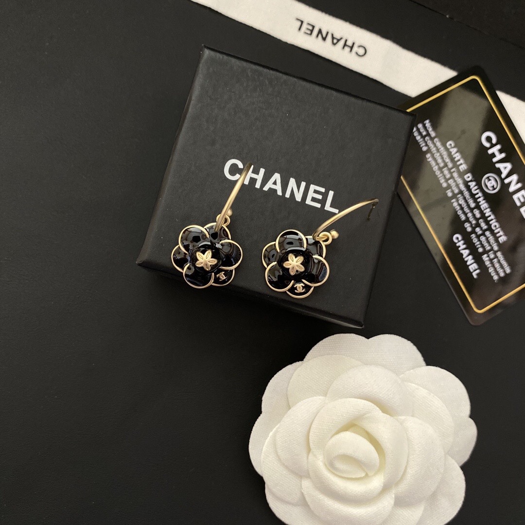Chanel earring 106747