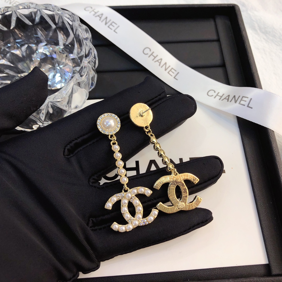A450    Chanel earring 106801