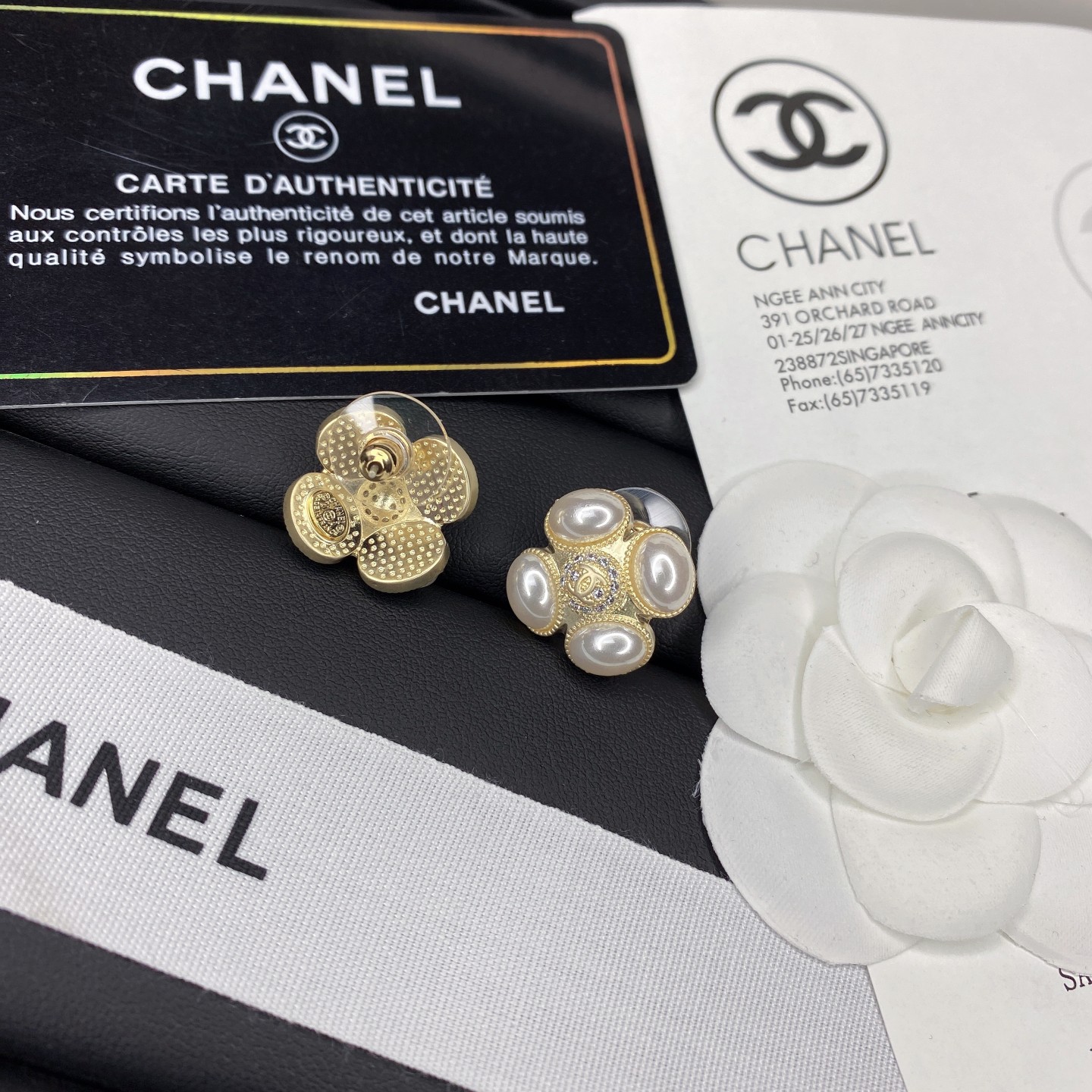 A378  Chanel earring 106955