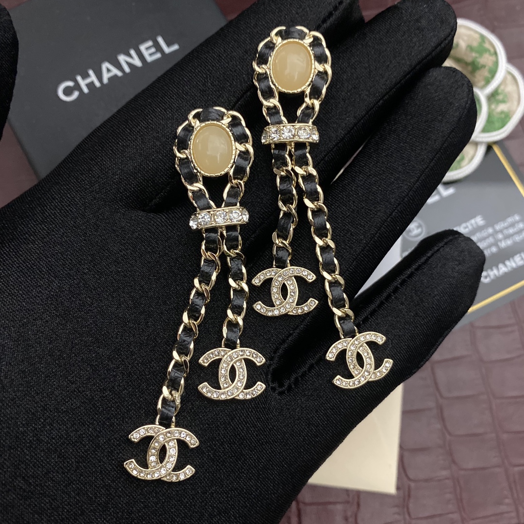 A454 Chanel earring 106962