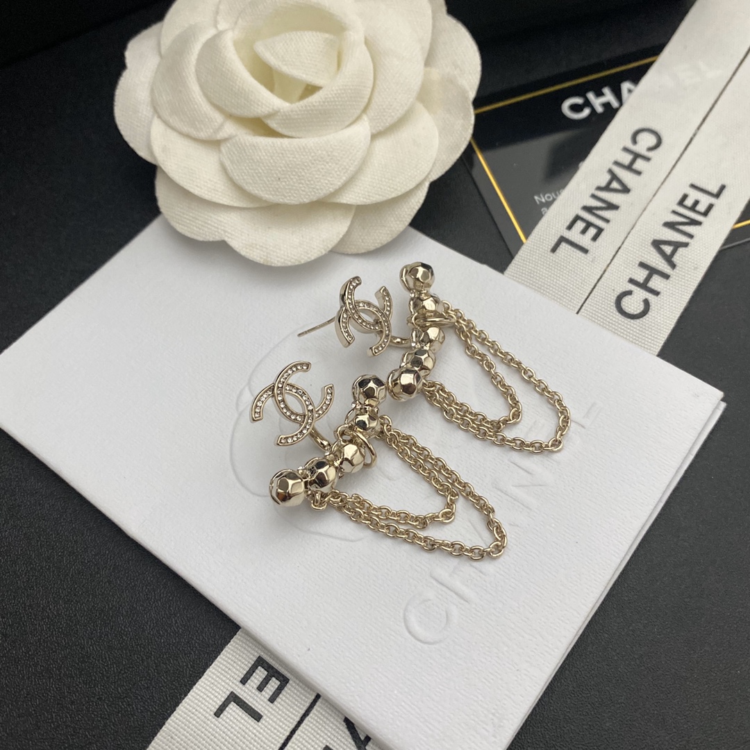 A921 Chanel earring 106989