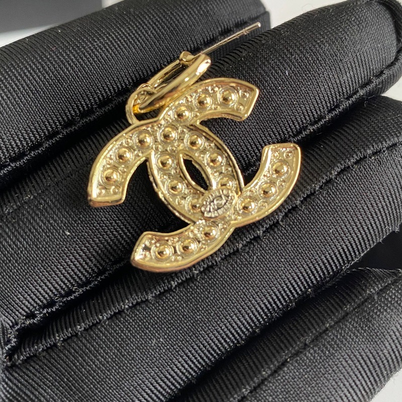A216 Chanel earring 107005