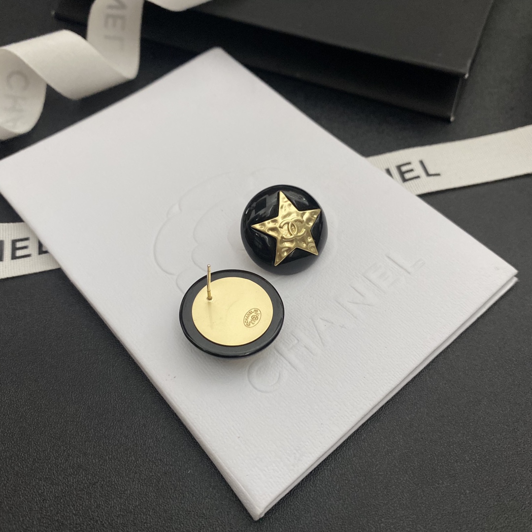 A564  Chanel earring 107083
