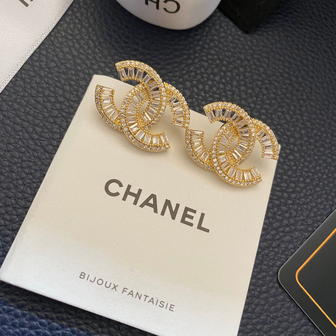 A542 Chanel earring 107141