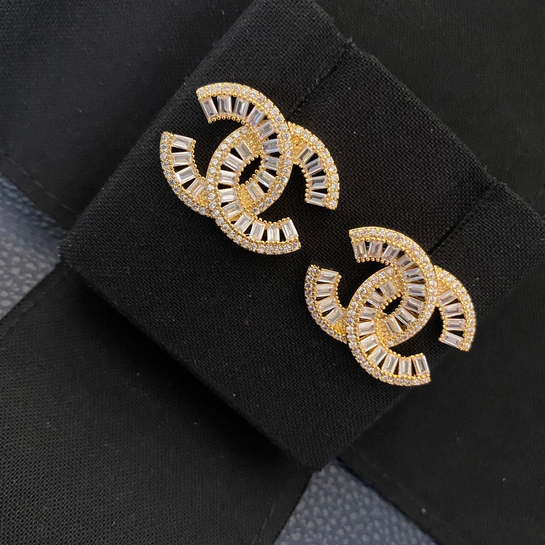 A542 Chanel earring 107141