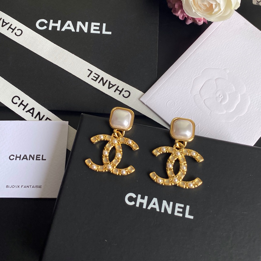 A678 Chanel earring 107153