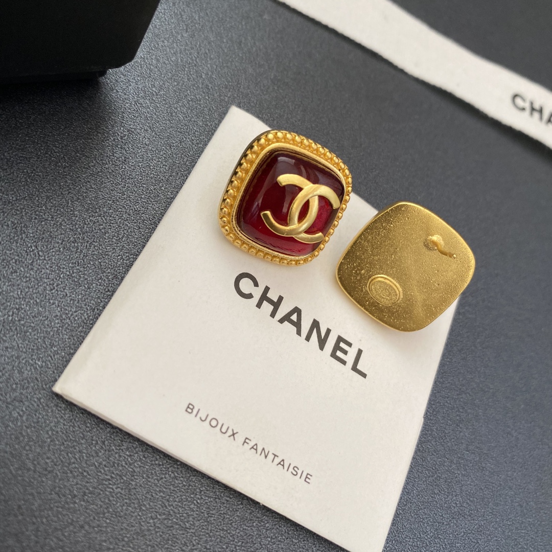 A539 Chanel earring 107156