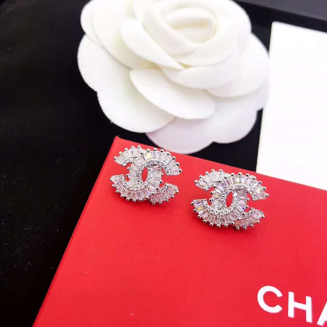 A117 Chanel earring 107174