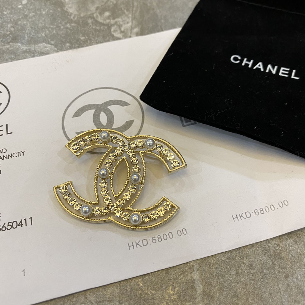 C054 CHANEL brooch 106883