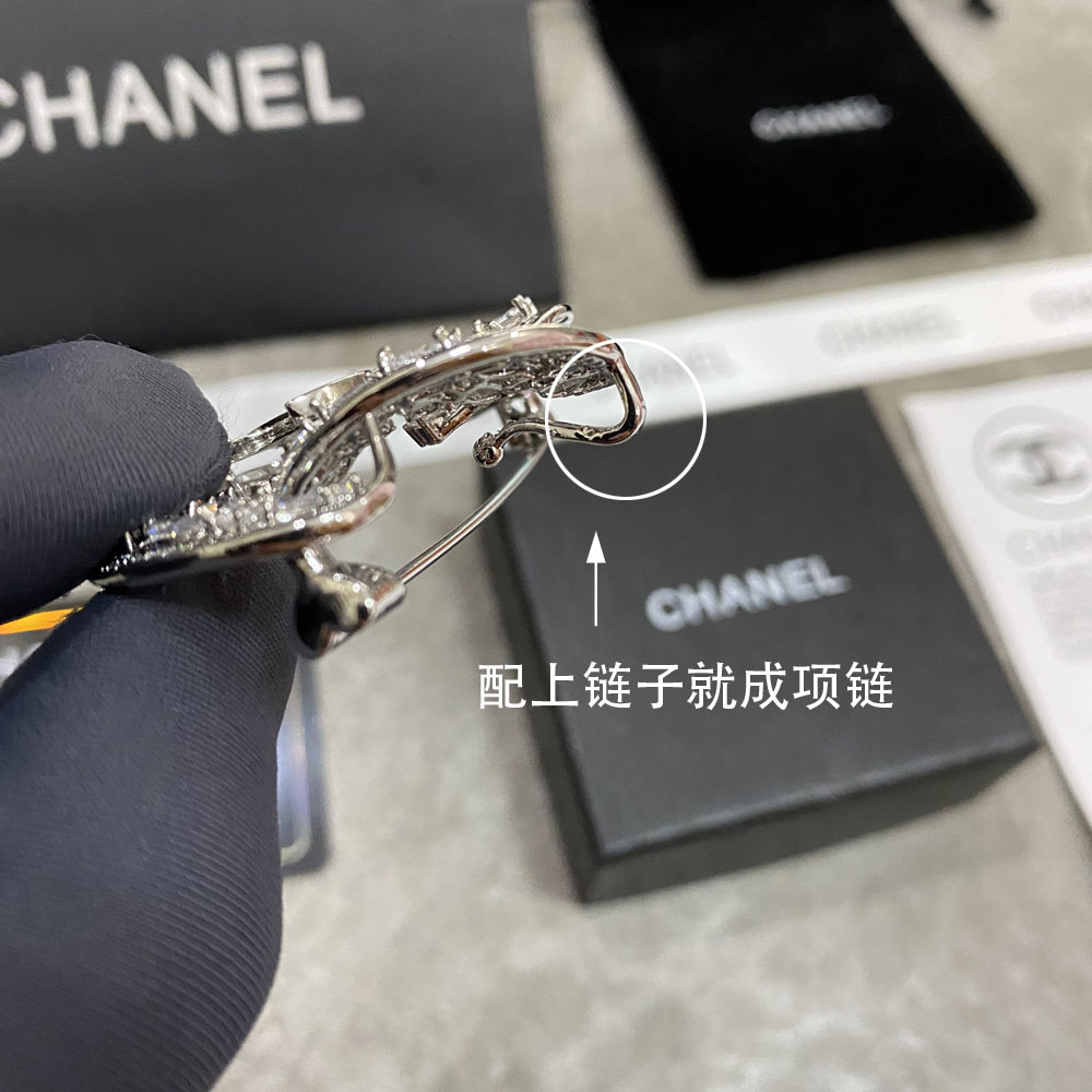 D013 chanel brooch 107055