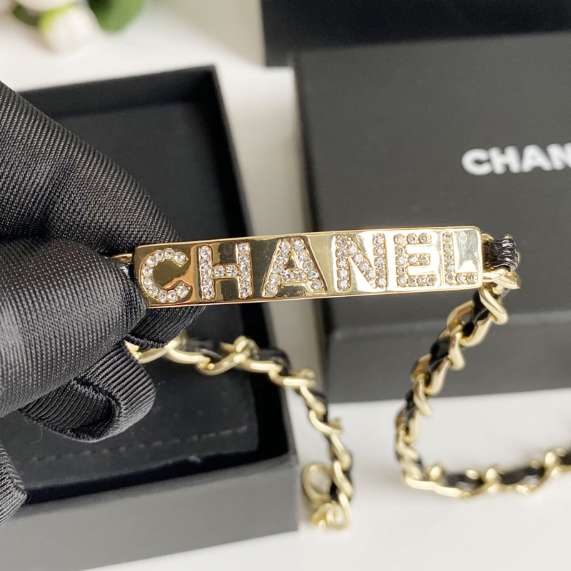 B056-1 Chanel bracelet 104492