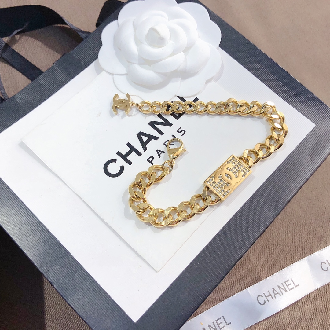 chanel bracelet 105369
