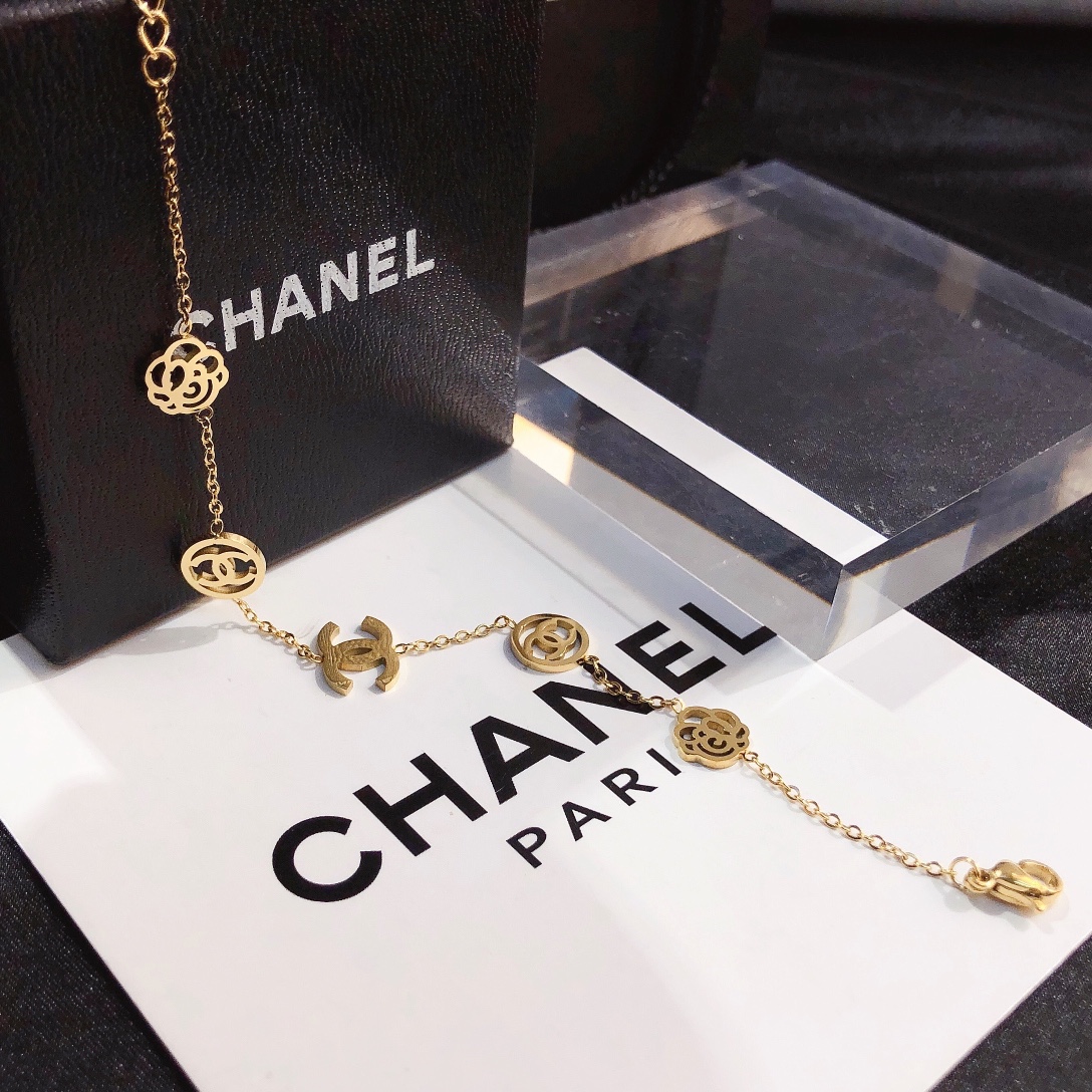 L075  Chanel bracelet 105888