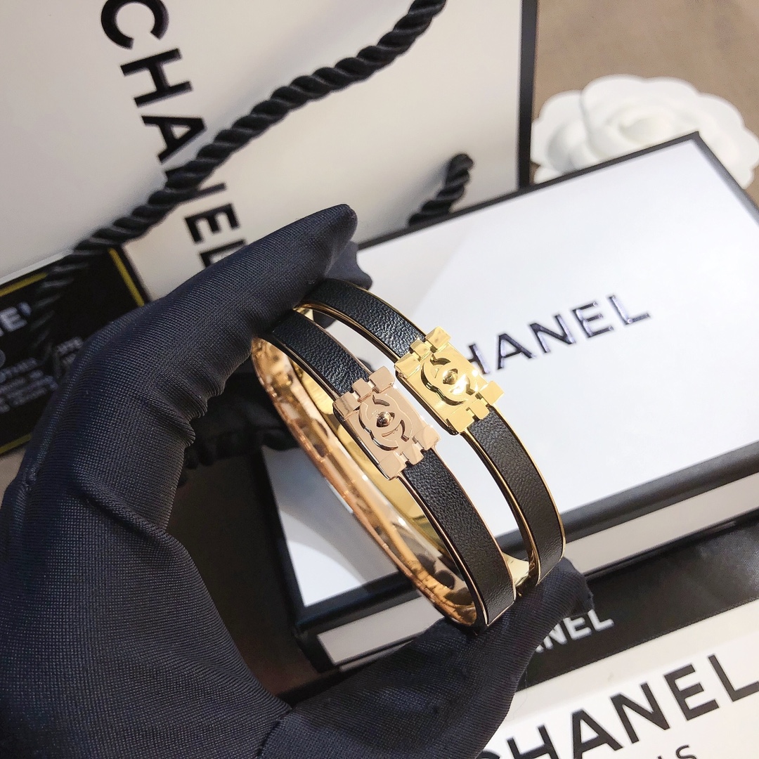 Chanel bracelet 105980