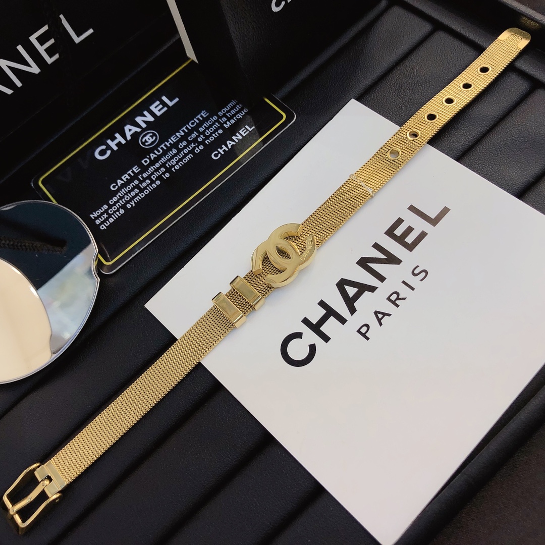 S165  Chanel bracelet 106221