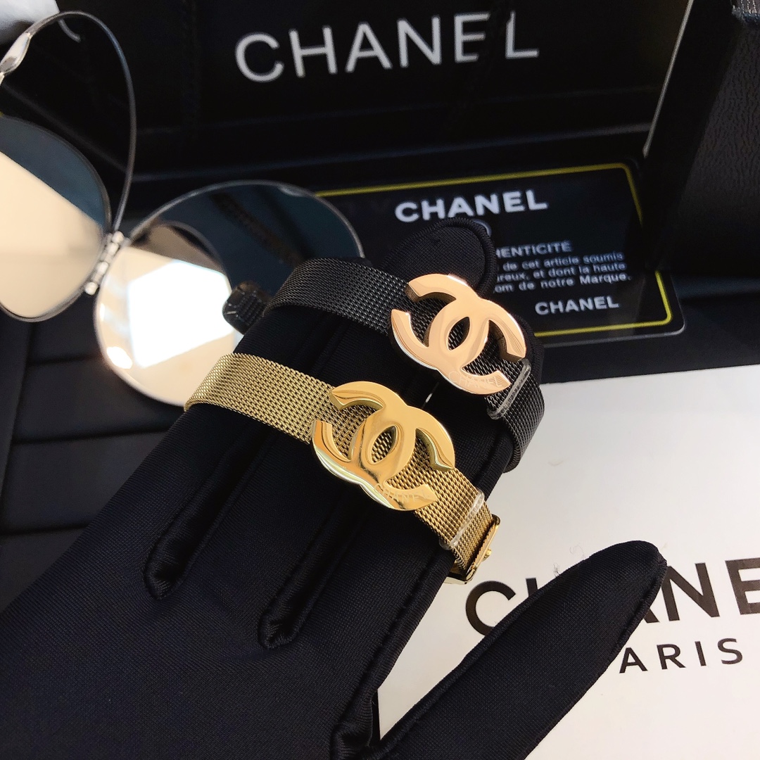 S165  Chanel bracelet 106221