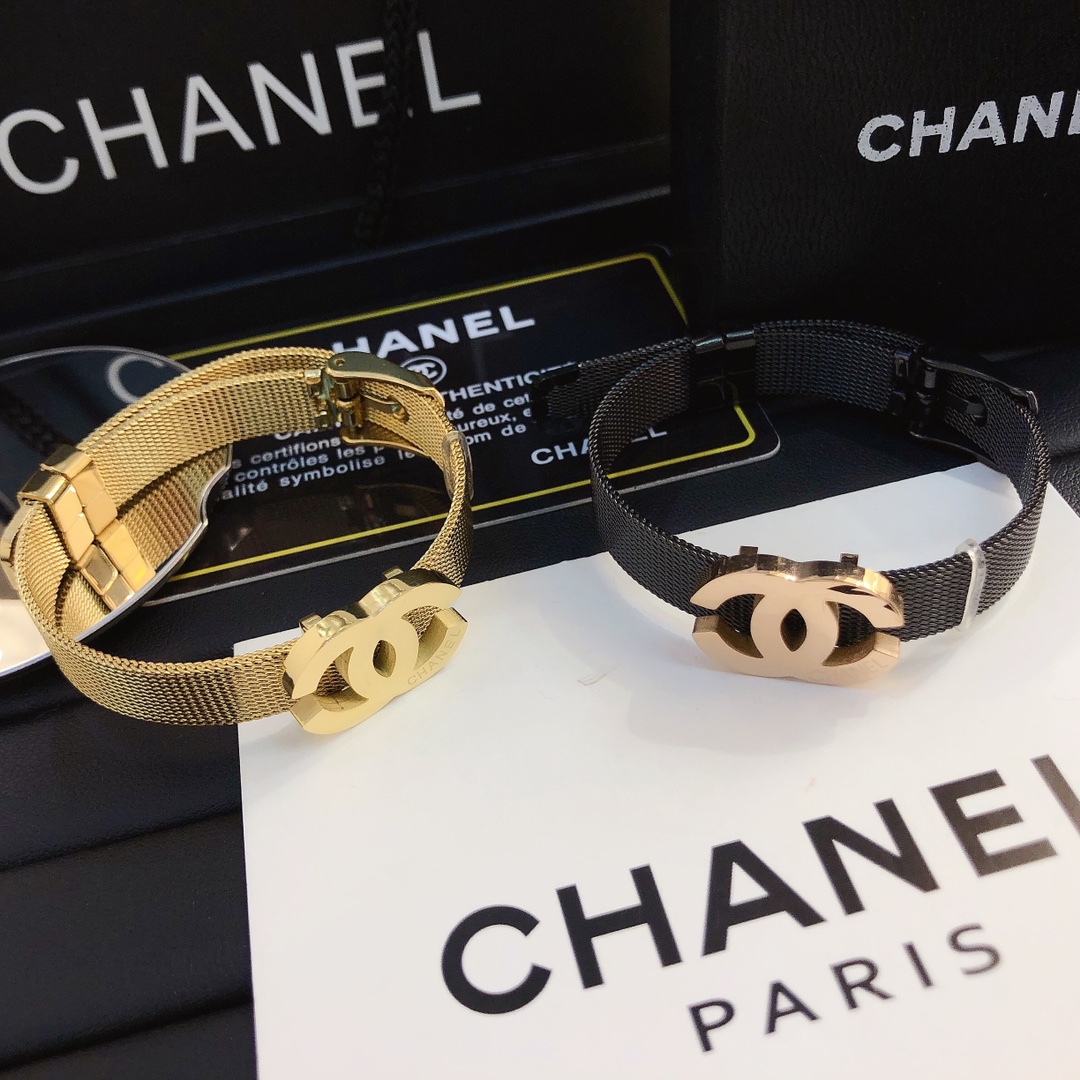 S165  Chanel bracelet 106221