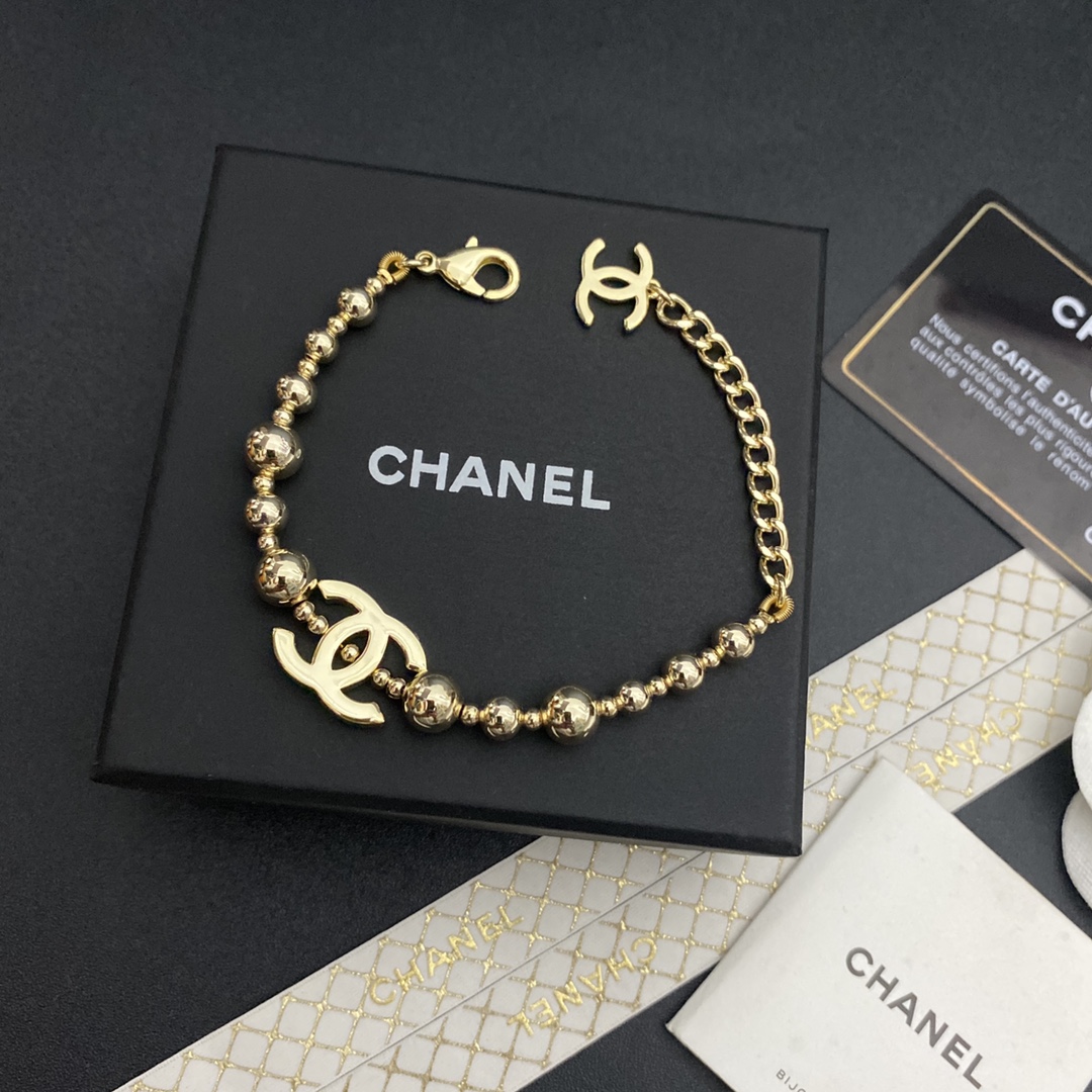 B148 Chanel bracelet 106568