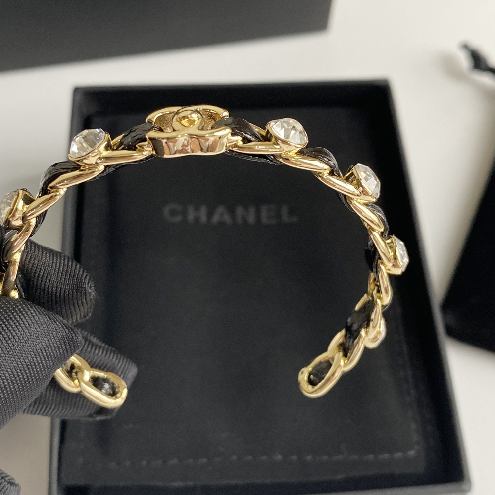 B207 Chanel bracelet 106882