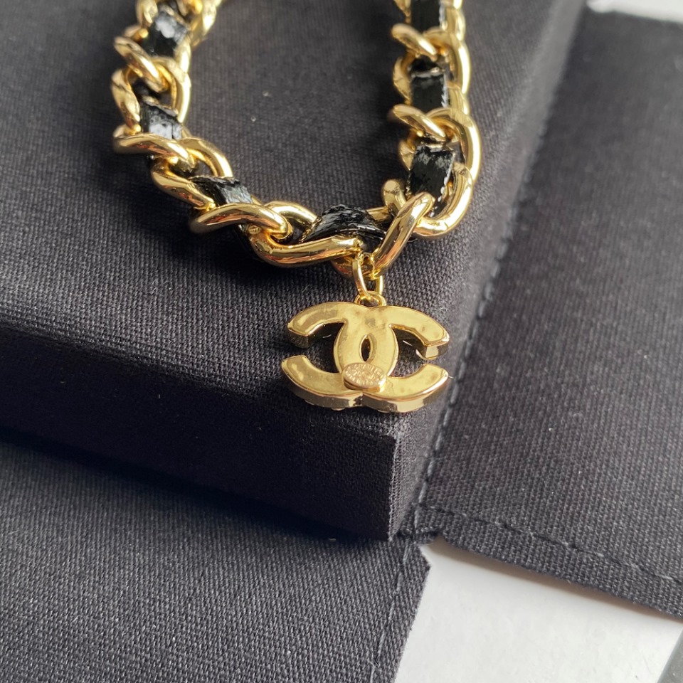 B031 Chanel necklace 107761