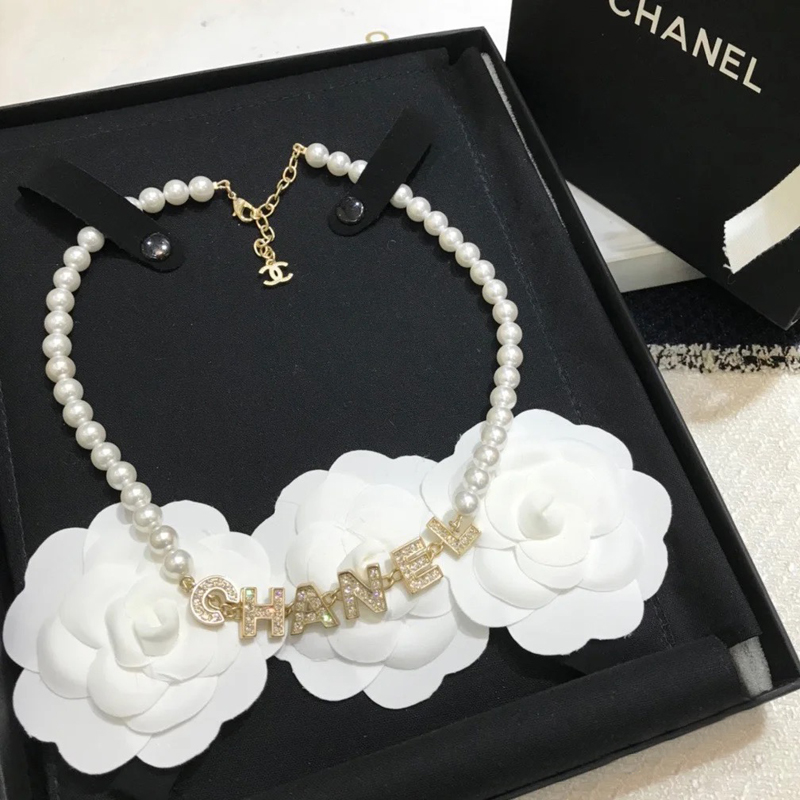 B086 Chanel choker necklace 104840