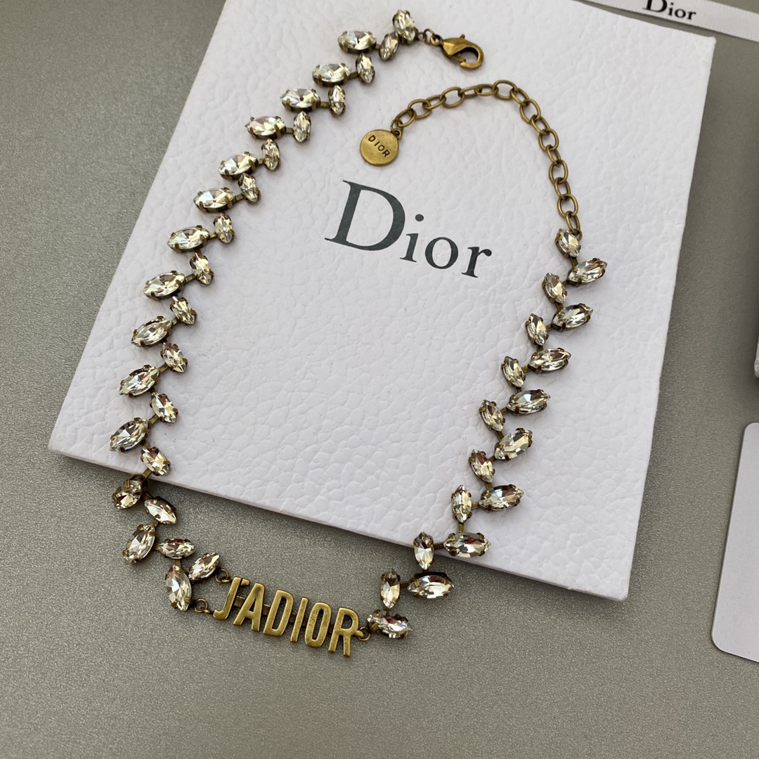 B069 Dior necklace 104843