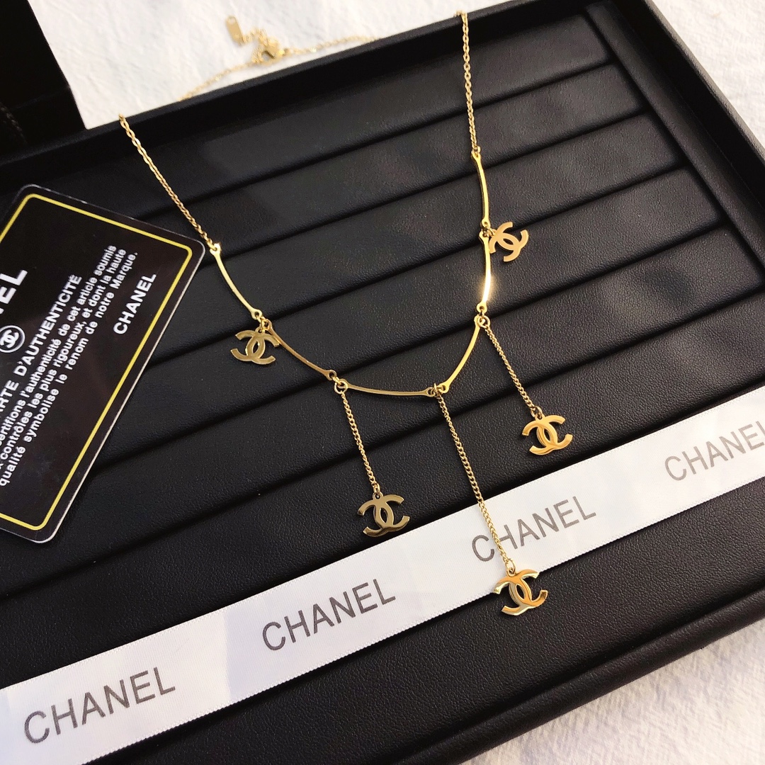 chanel necklace 104928