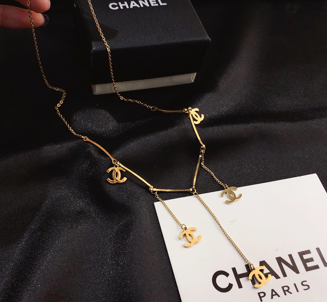chanel necklace 104928