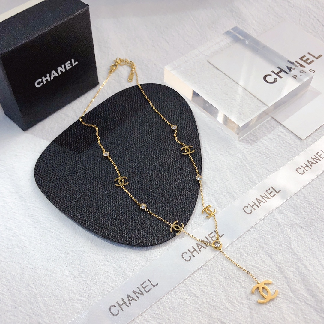 chanel necklace 105028