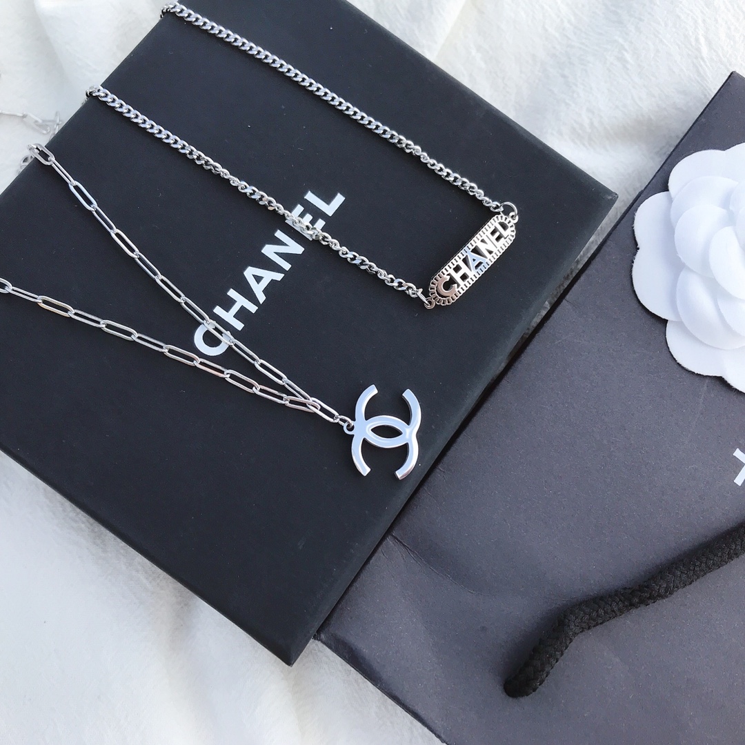 X306 Chanel necklace 106049