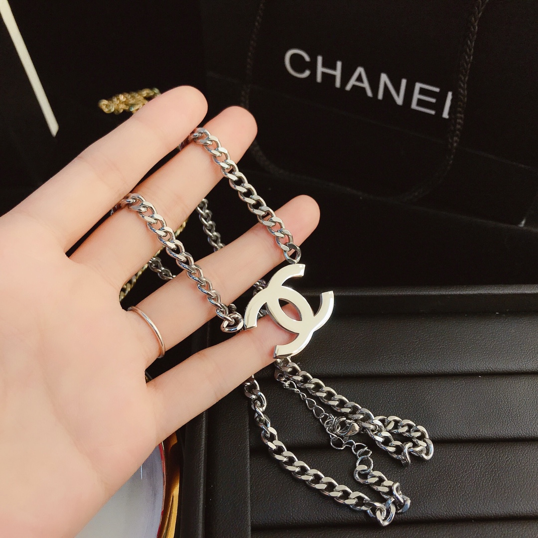 X056 Chanel necklace 106329