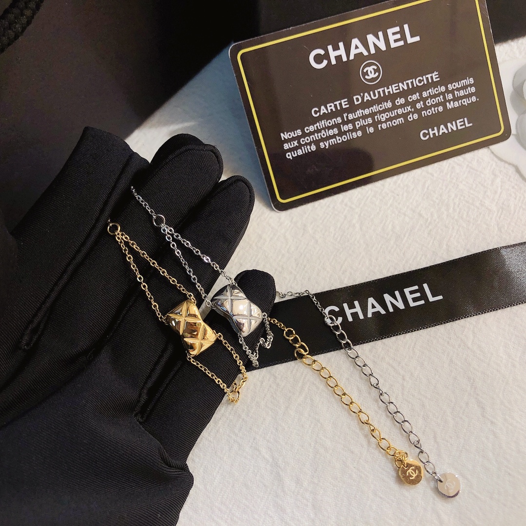 X340   Chanel choker necklace 106477