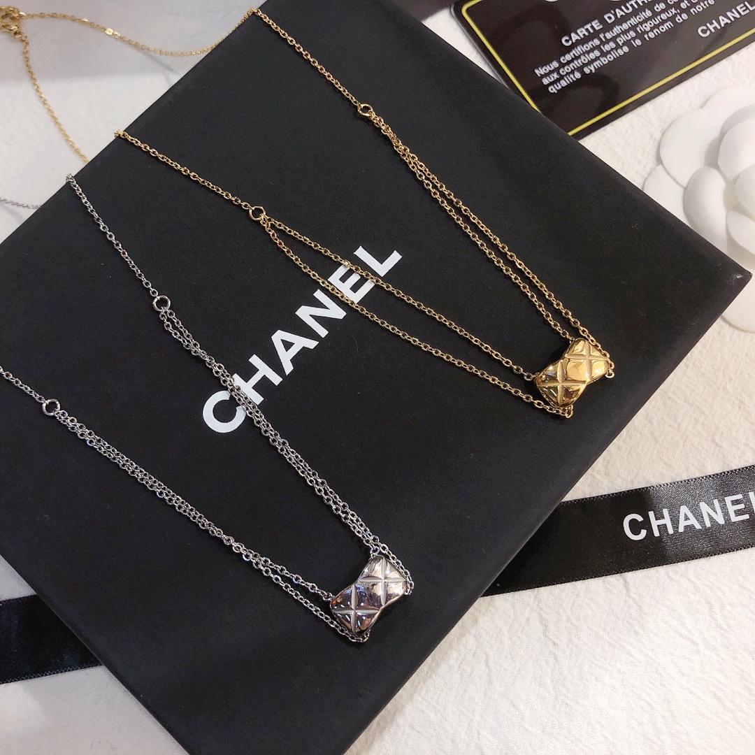 X340   Chanel choker necklace 106477